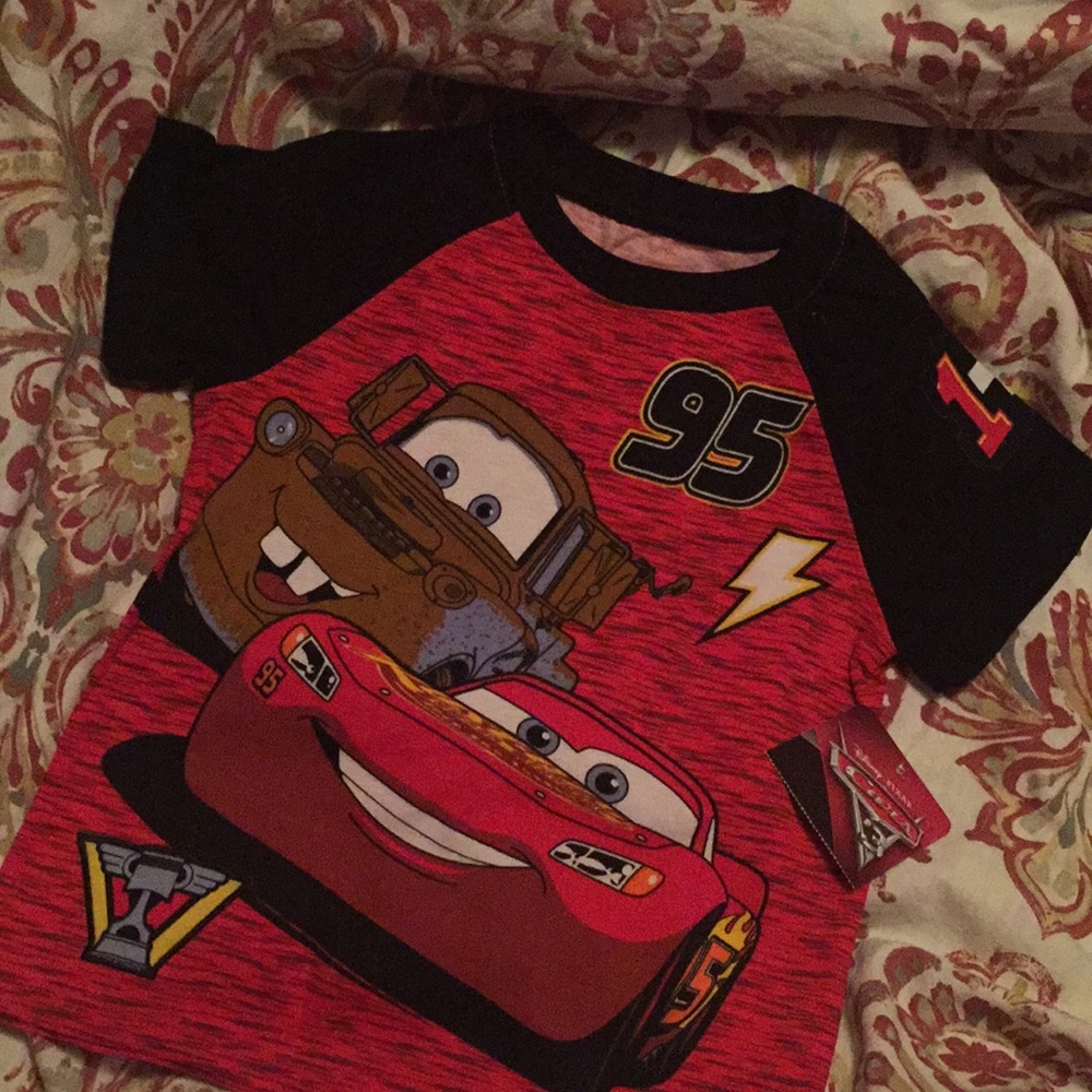 Toddler boys brand new Cars T shirt 🚗 Size 3t